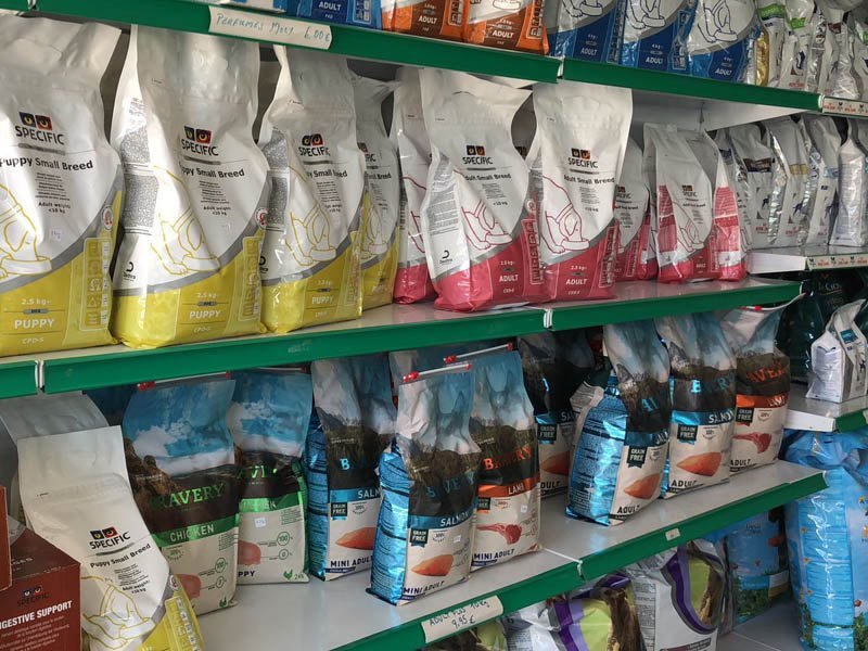 alimentacion especializada para perros y gatos en medina sidonia
